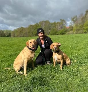 Ellie, Dog Walker